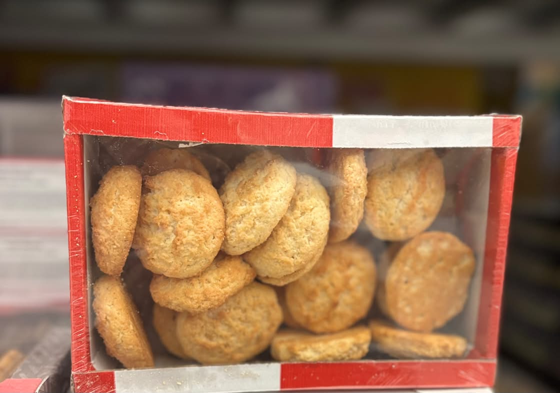 BISCUITI CU COCOS BUCURIA 400GR 4820090565304