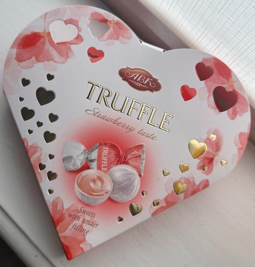ABK TRUFFLE STRAWBERRY 100GR (18BUC/BAX) 4823105817634