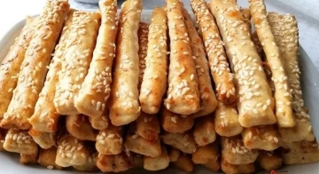 AIDA SARATELE CU BRANZA 150GR 6421870000343